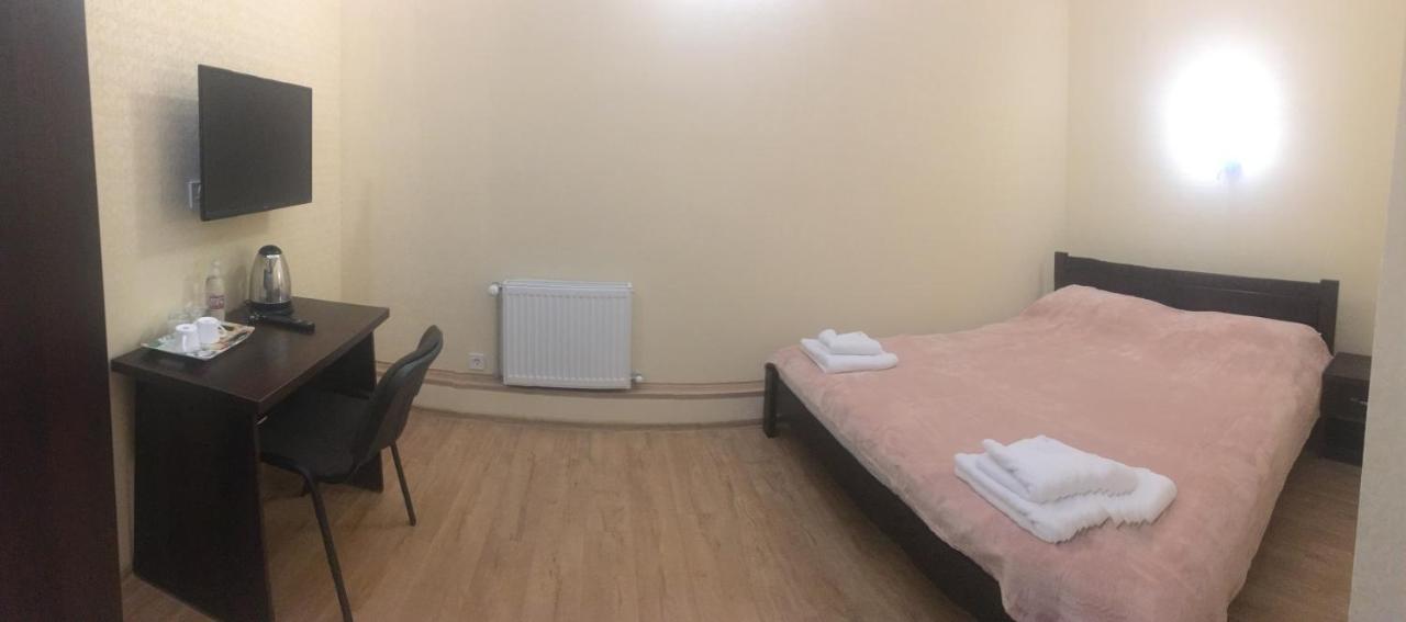 Passage Hotel Тернопил Екстериор снимка