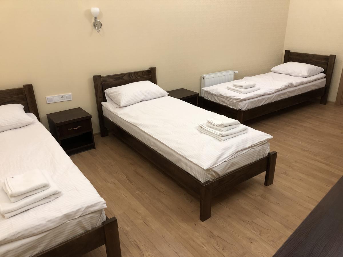 Passage Hotel Тернопил Екстериор снимка
